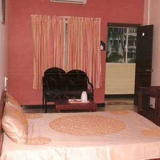 Hôtel Woodside à Mangalore Extérieur photo